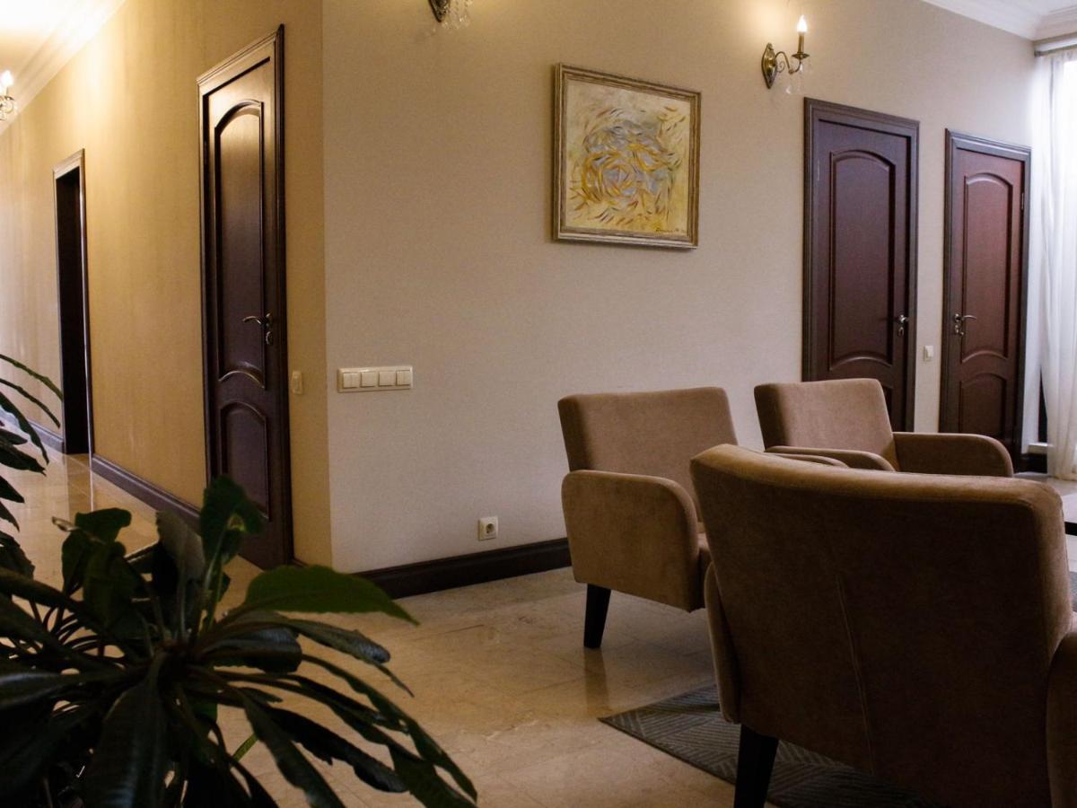Boutique Hotel Amra Sukhumi Exteriör bild
